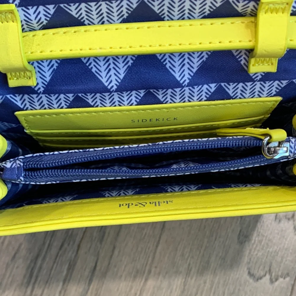 NWOT Stella & Dot Neon Yellow Perforated Crossbody Bag - Picture 7 of 7